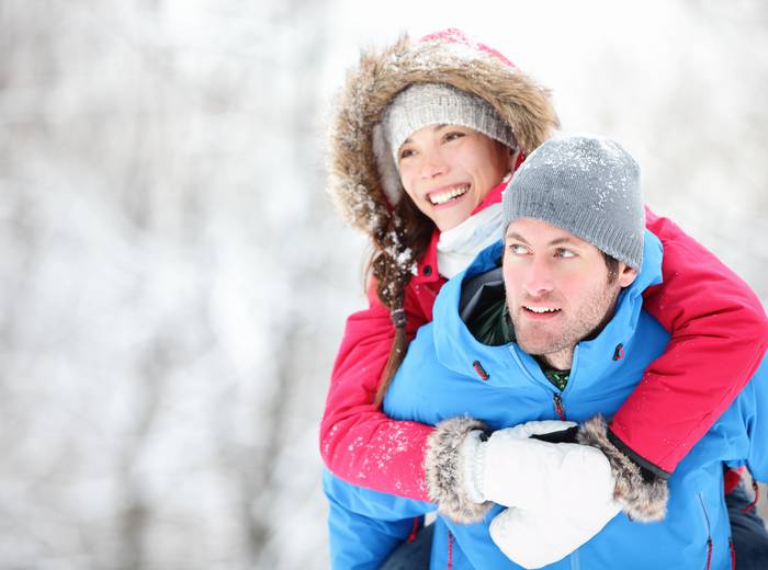 bigstock-Happy-winter-travel-couple-Ma-38730316.jpg