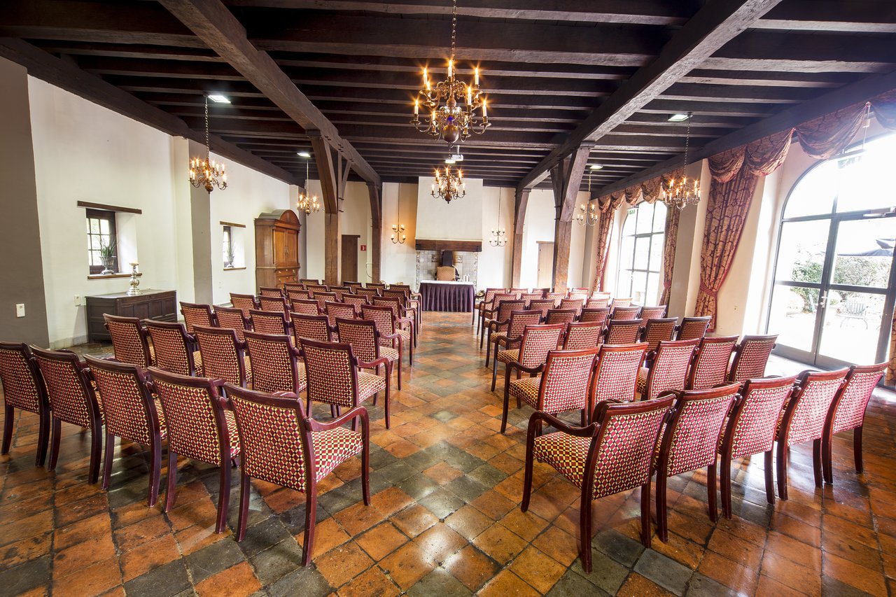 Host your meeting in an authentic carriage house