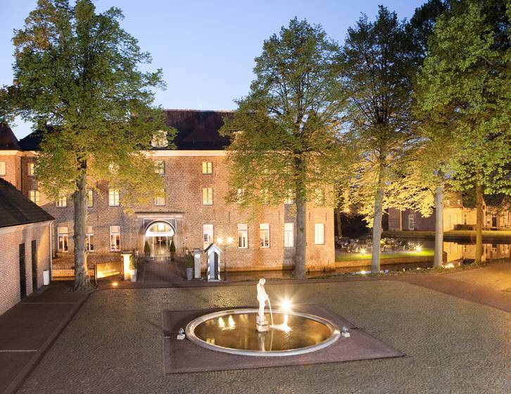 Chateau Holtmuhle 7227 hotelaanzicht.jpg