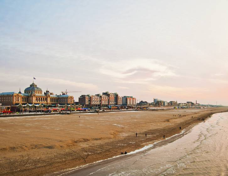 scheveningen hotel strand.jpg