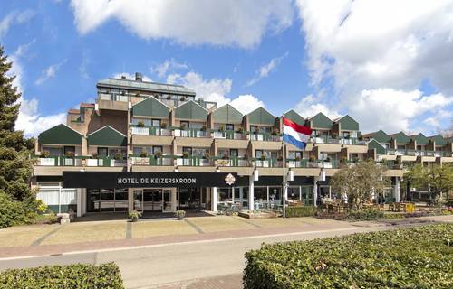 
                                                
                                                    Bilderberg Hotel De Keizerskroon in Apeldoorn - Hotel naast Paleis Het Loo - Aanzicht.jpg
                                                