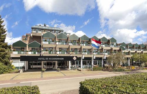 
                                                                
                                                                    Bilderberg Hotel De Keizerskroon in Apeldoorn - Hotel naast Paleis Het Loo - Aanzicht.jpg
                                                                