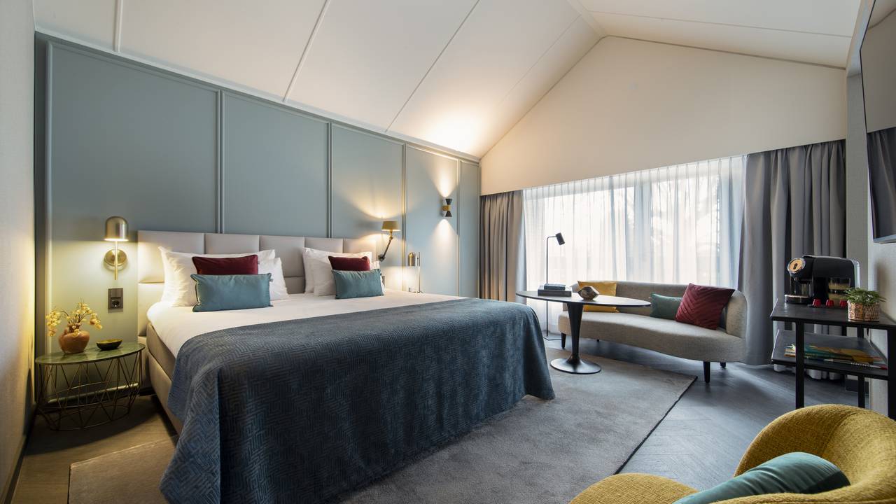 Junior Suite Hotel De Keizerskroon - gelegen naast Paleis Het Loo in Apeldoorn.jpg