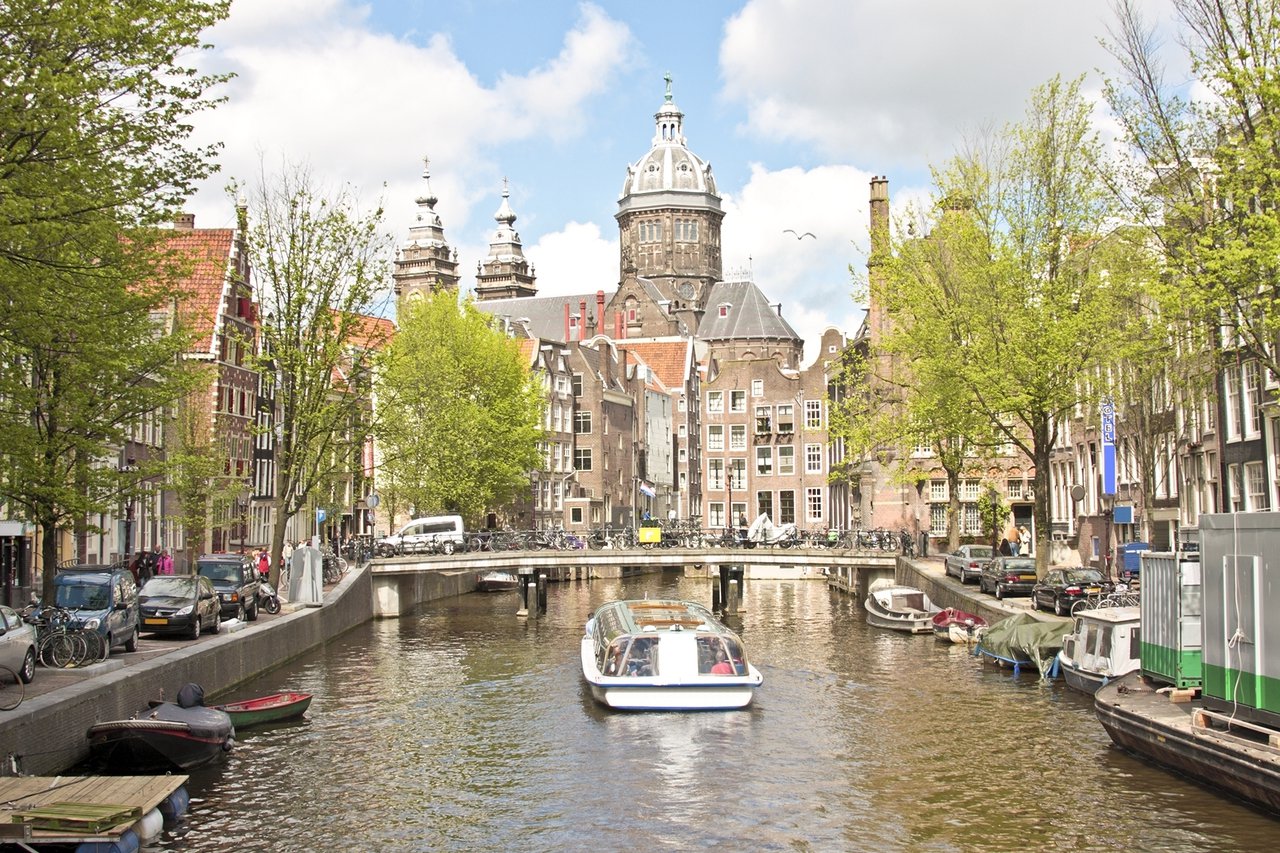 Amsterdam within reach