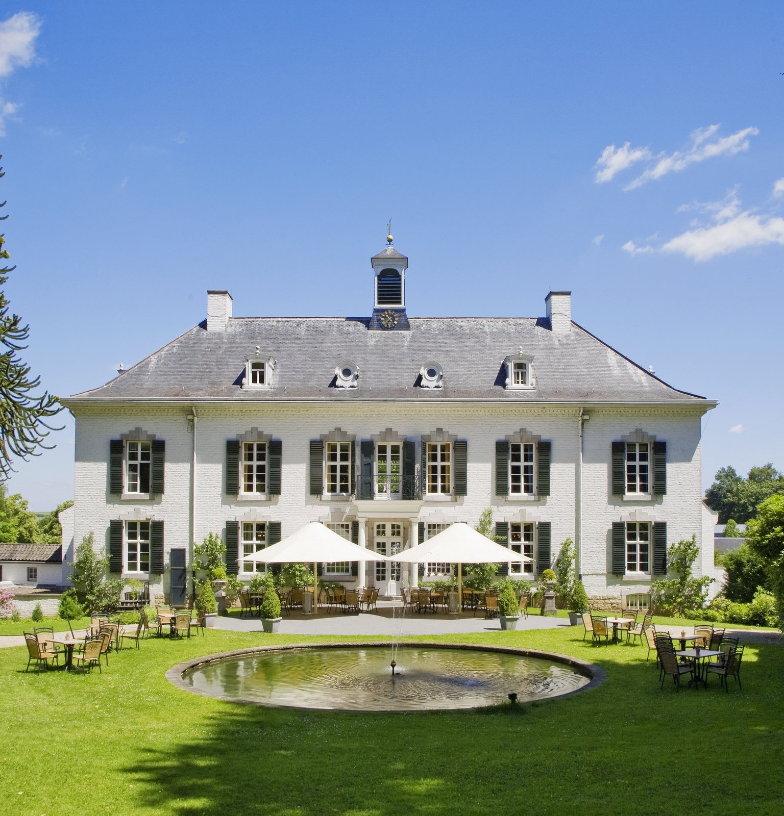 bilderberg-kasteel-vaalsbroek-vaals-gelegen-in-de-limburgse-heuvels