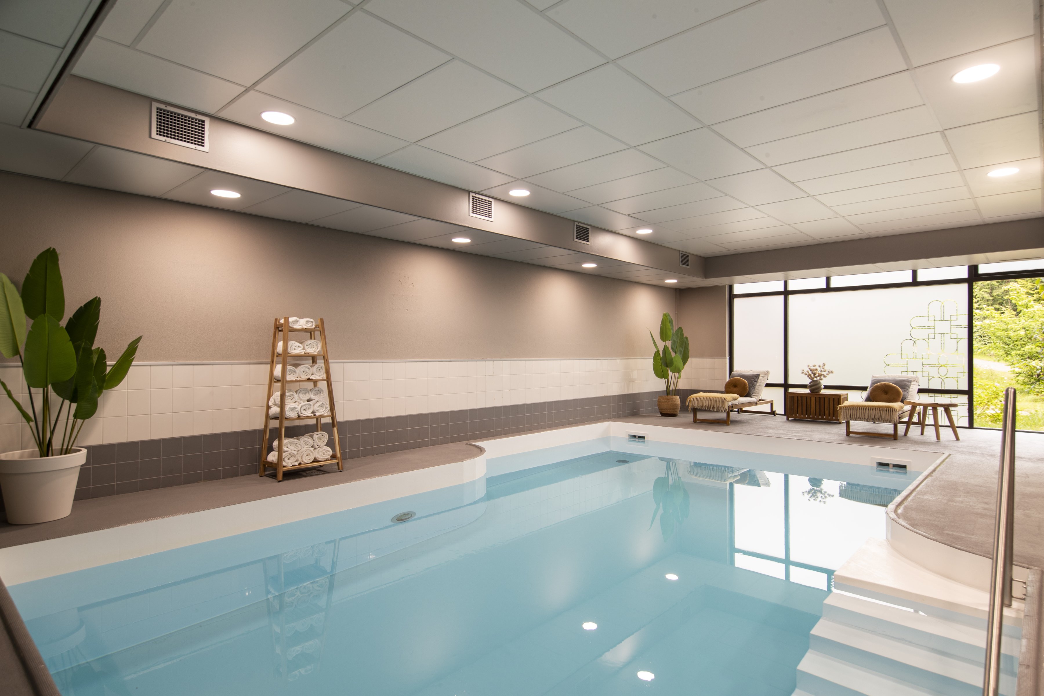 Das Schwimmbad des Bilderberg Résidence Groot Heideborgh