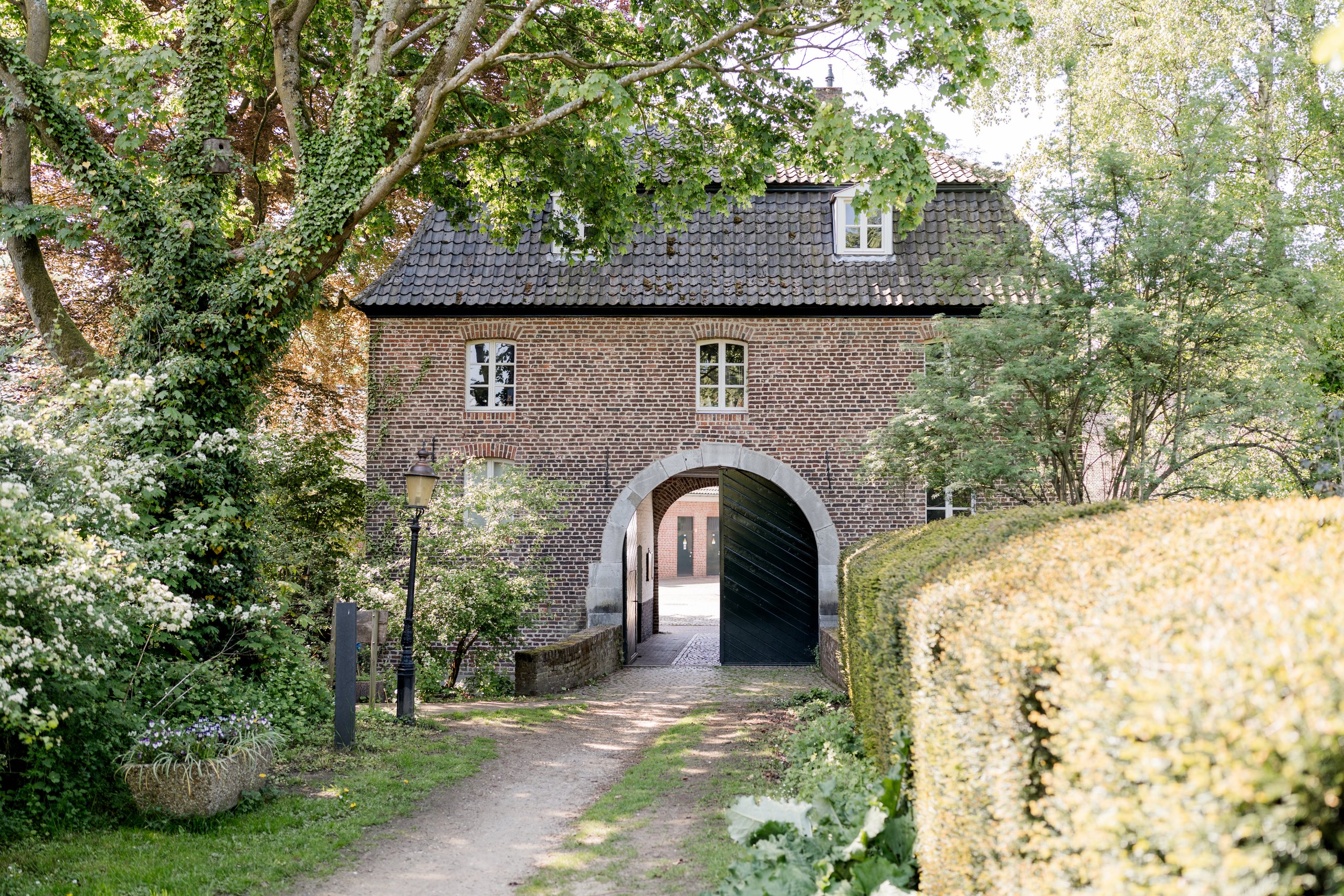 Getting married at Château Holtmühle